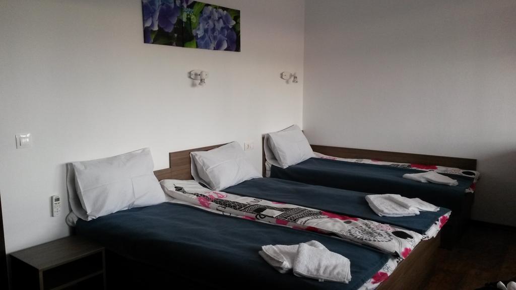 Guest House Hasiendata 파벨 반야 외부 사진